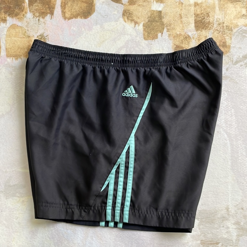 Adidas shorts size L